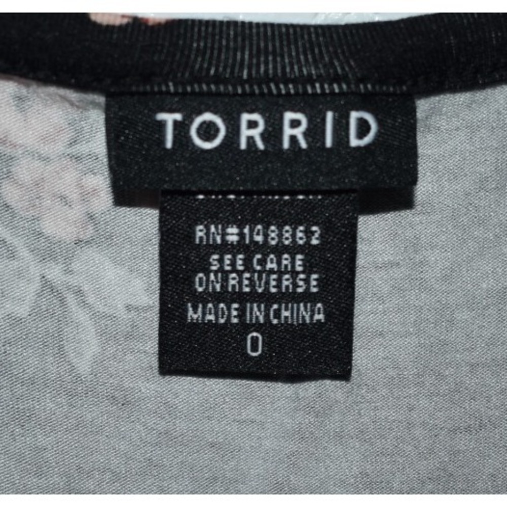 TORRID 0X Soft Stretch Tunic BABYDOLL Scoop Neck High/Low Hem Button Front Black - Picture 5 of 16